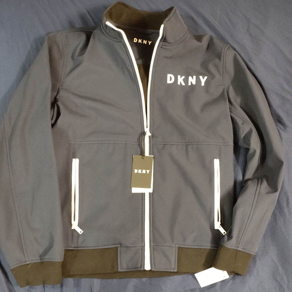 DKNY